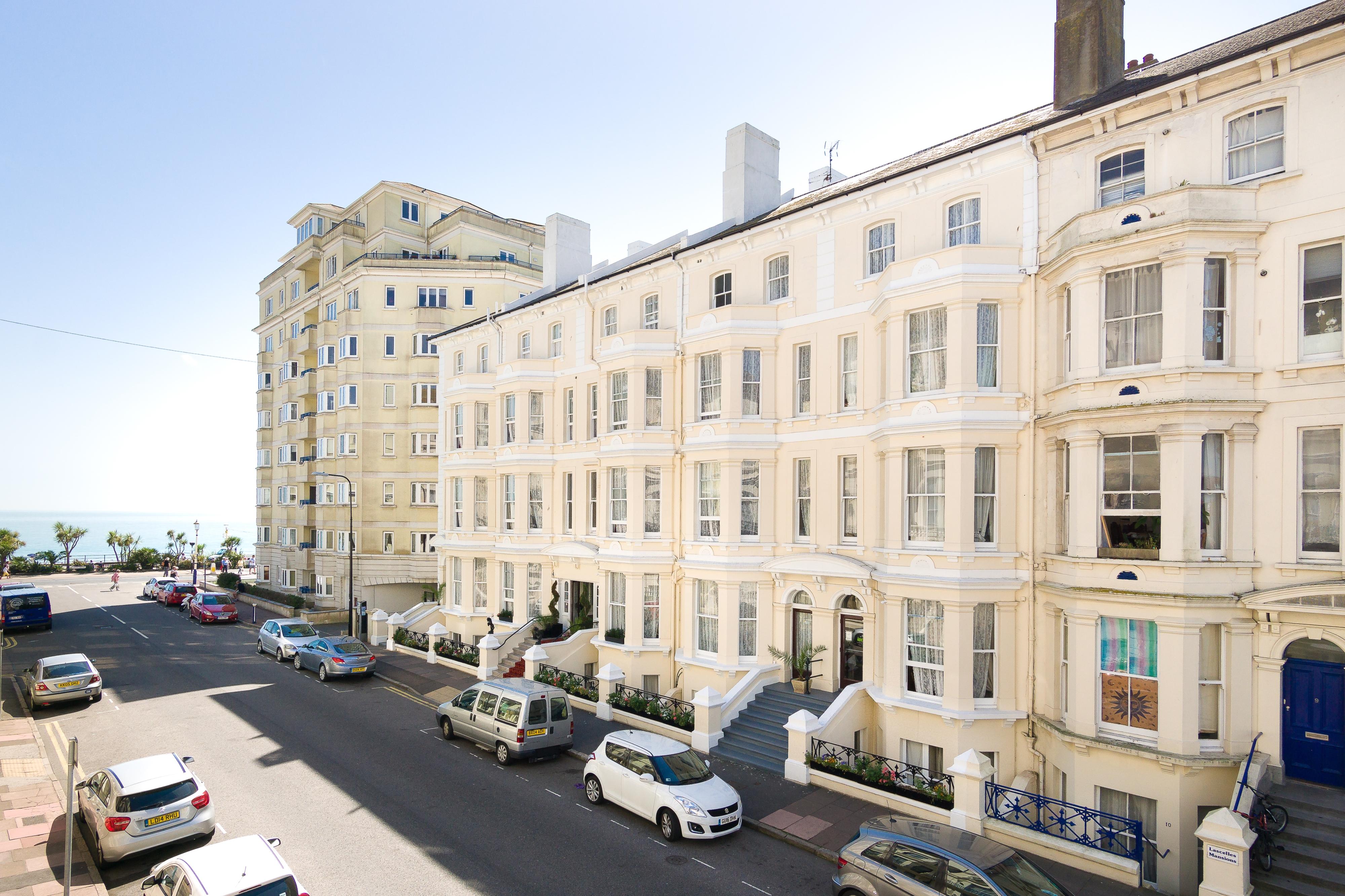 Pearl & Pebbles Eastbourne Hotel Exterior photo