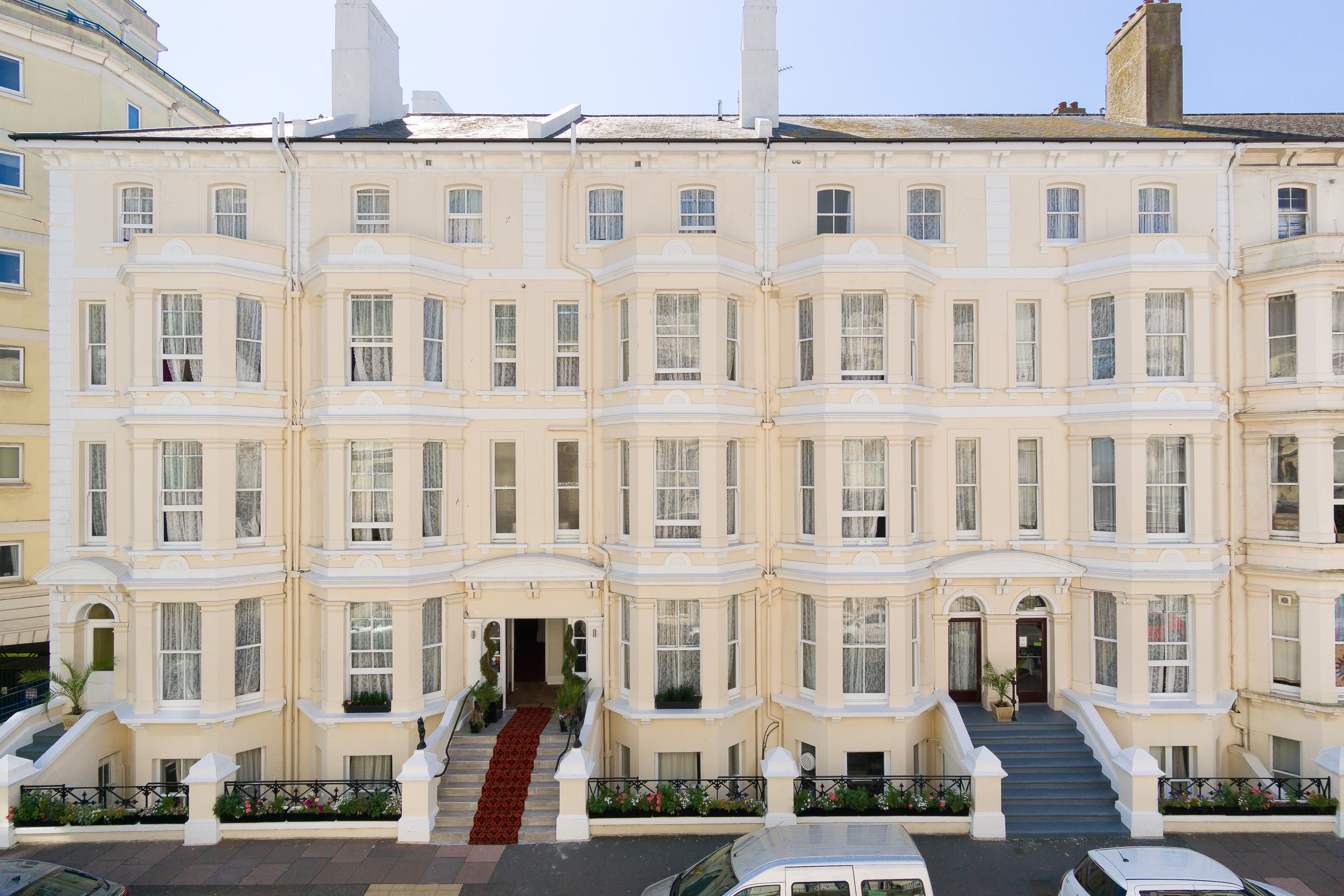 Pearl & Pebbles Eastbourne Hotel Exterior photo