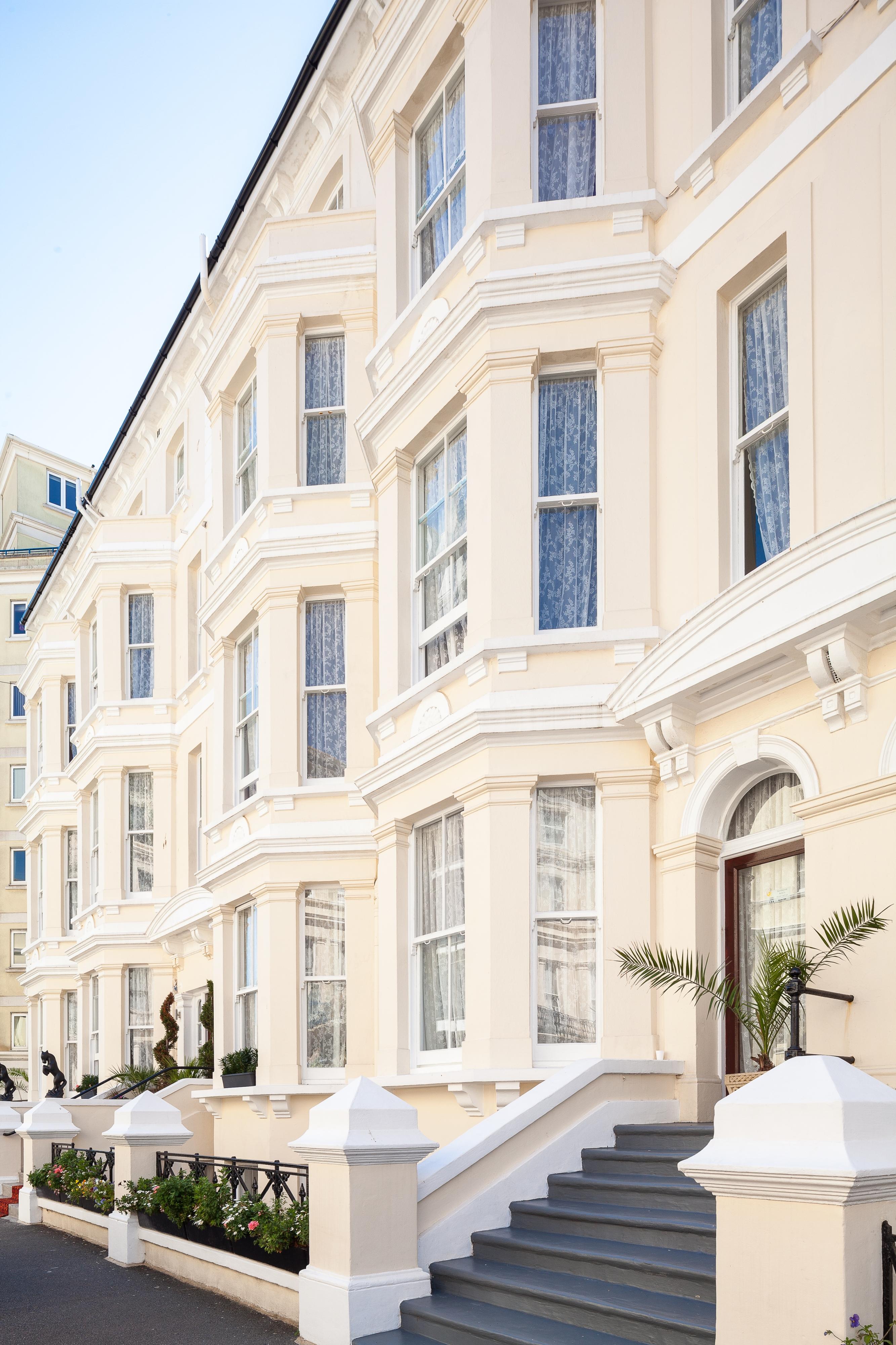 Pearl & Pebbles Eastbourne Hotel Exterior photo